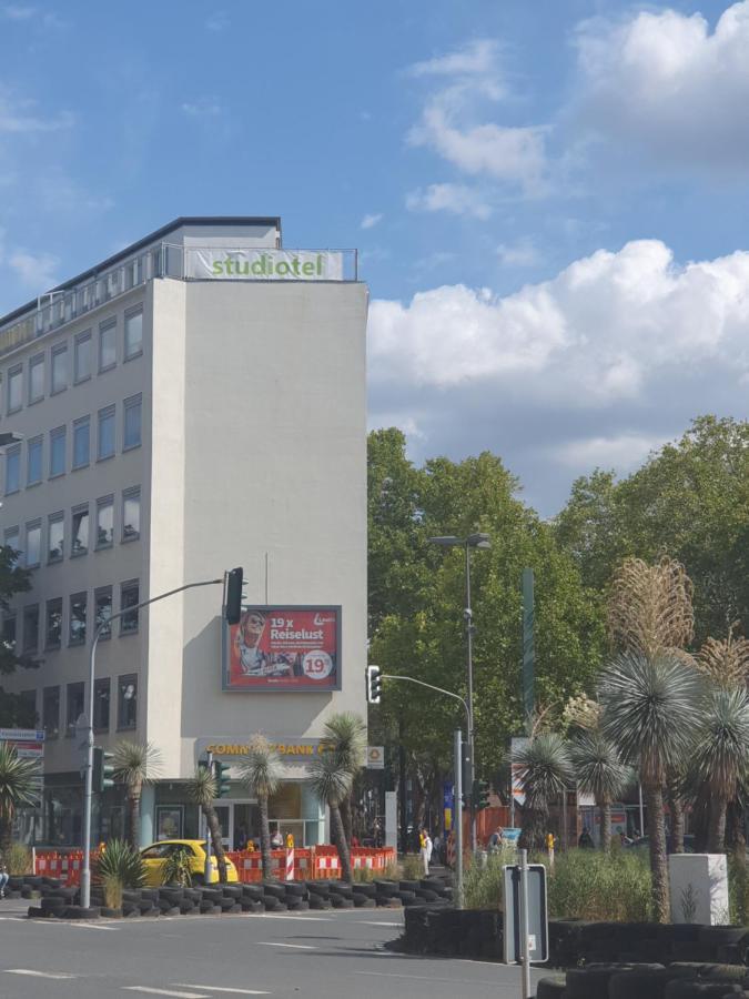 Studiotel Top Loft Dusseldorf Exterior photo